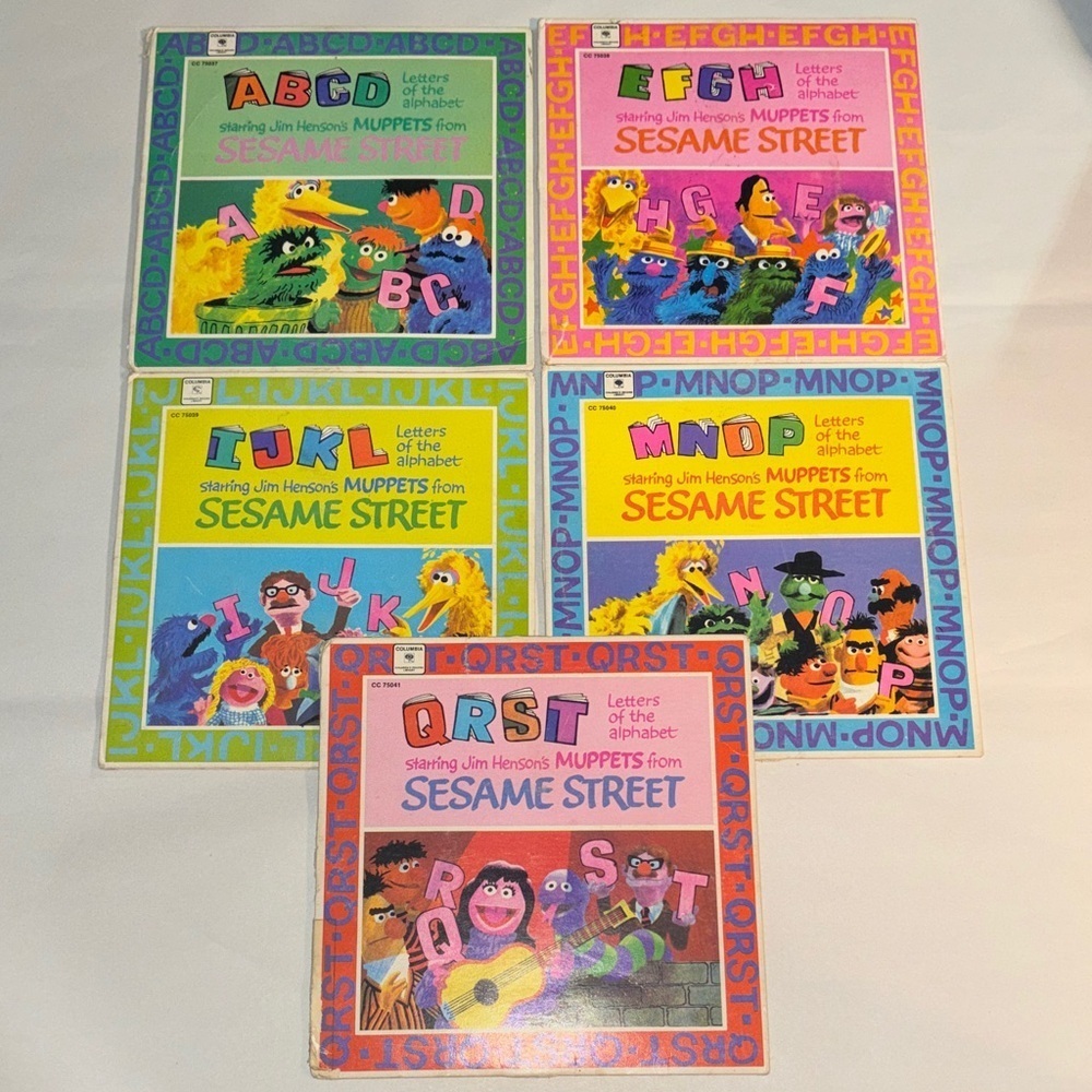 Lot of 5 Jim Henson's Muppet Sesame Street 45 RPM Assorted Records, 1971